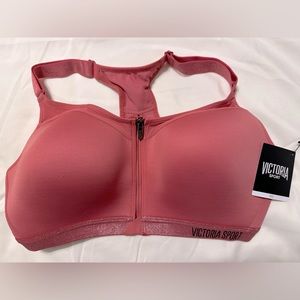 Victoria’s Secret incredible lightweight max front close sports bra. Size 36D
